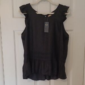 Hollister sz L, NWT, Black Ruffle Hem Sleeveless Blouse, Flutter Sleeves